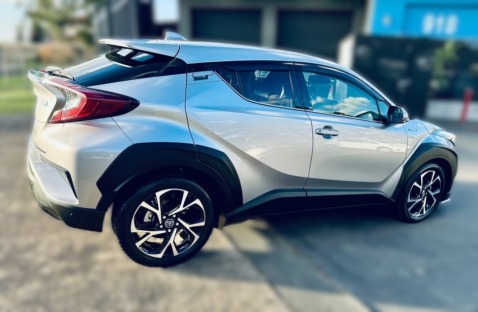 2018-toyota-c-hr-2