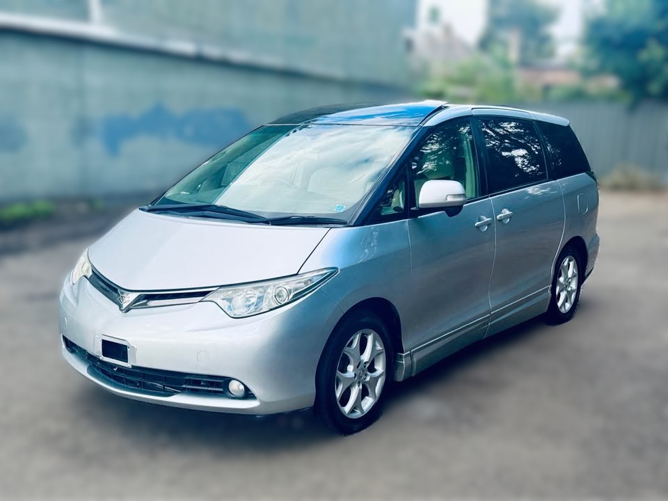 2006-toyota-estima-aeras-v6-1