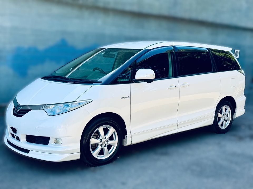 2007-toyota-estima-hybrid-1