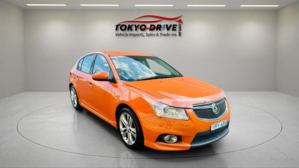 2013-holdem-cruze-1