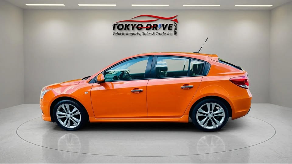 2013-holdem-cruze-2