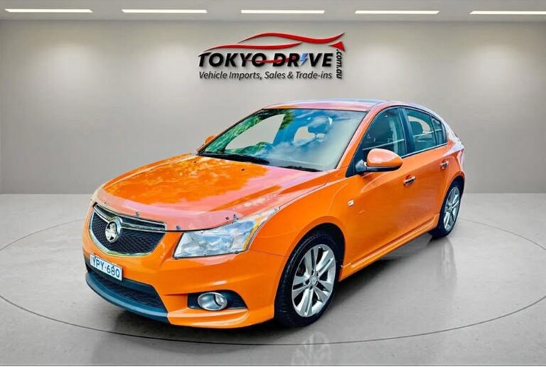 2013-holdem-cruze