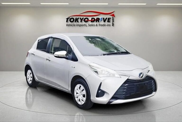 2018-toyota-vitz-hybrid