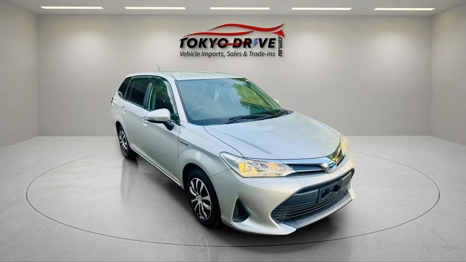 2019-toyota-fielder-hybrid2-1