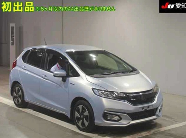 t0090-honda-fit-2019