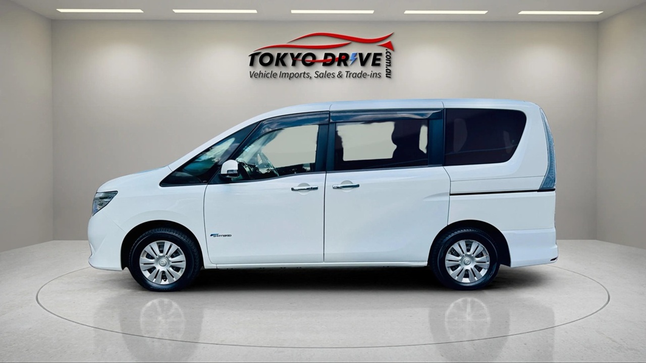 T0061-2016-nissan-serena-hybrid-1