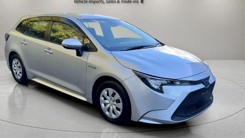 T0085_2020-toyota-tpuring-hybrid-2