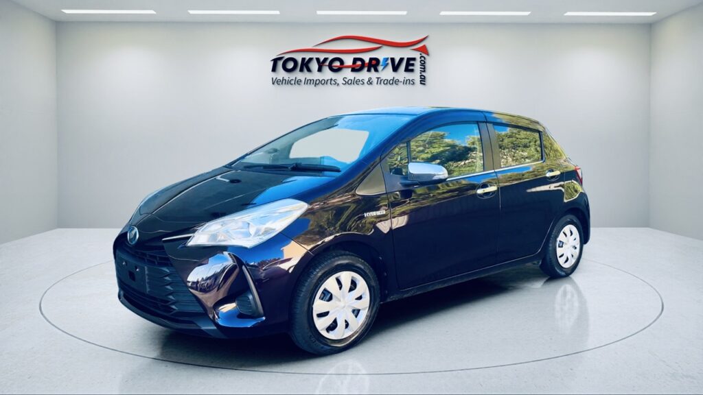 T0088-2018-toyota-vitz-jewela-hybrid-2