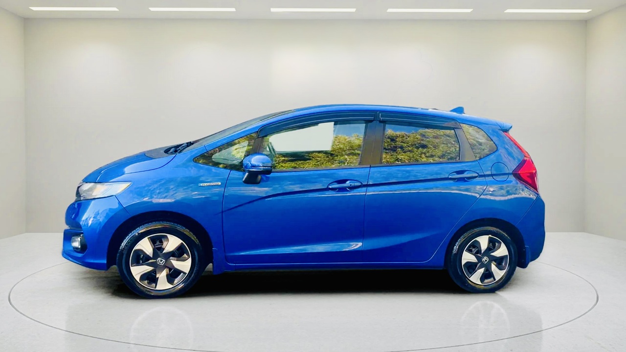 T0091-2019-honda-fit-hybrid-1