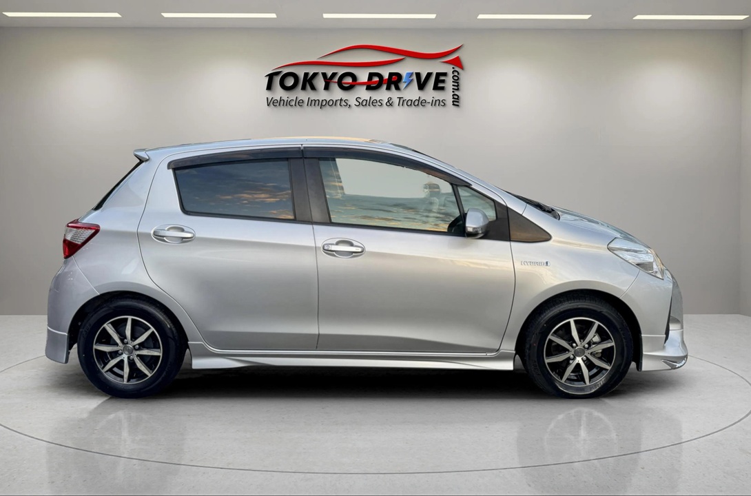 T0086-2018-toyota-vitz-hybrid-1