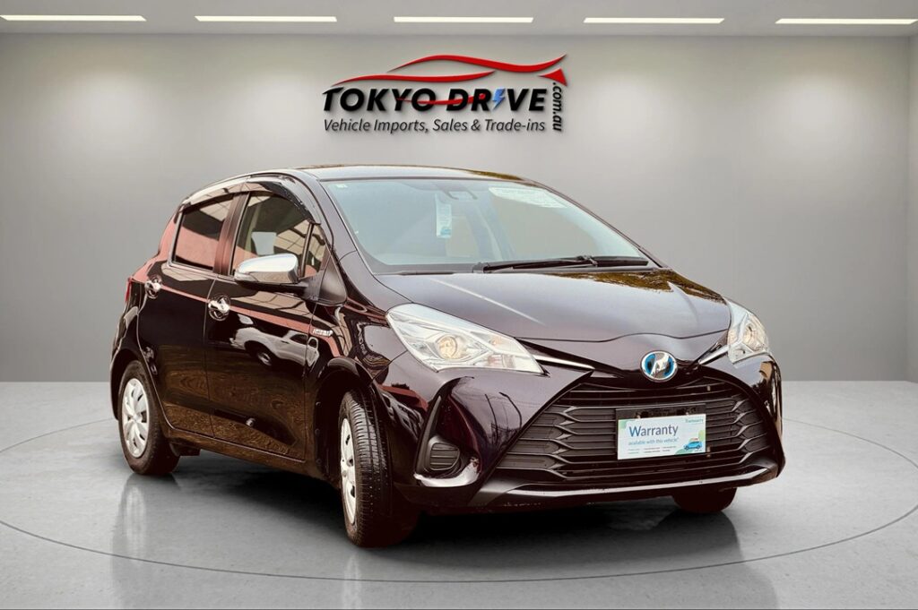 T0088-2018-toyota-vitz-jewela-hybrid-2