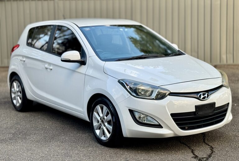 T0097-2015-hyundai-i20