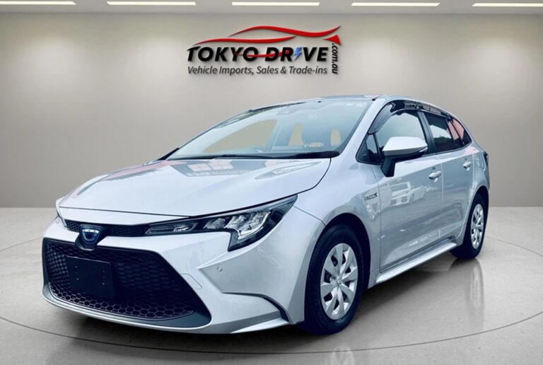 T102-2020-toyota-touring-hybrid