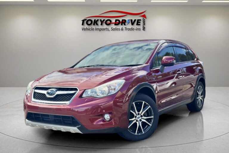 T107-2013-subaru-xv-hybrid