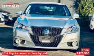 2014-Toyota-crown-athlete-hybrid 
