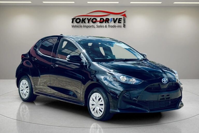 T118-2020-toyota-yaris-hybrid