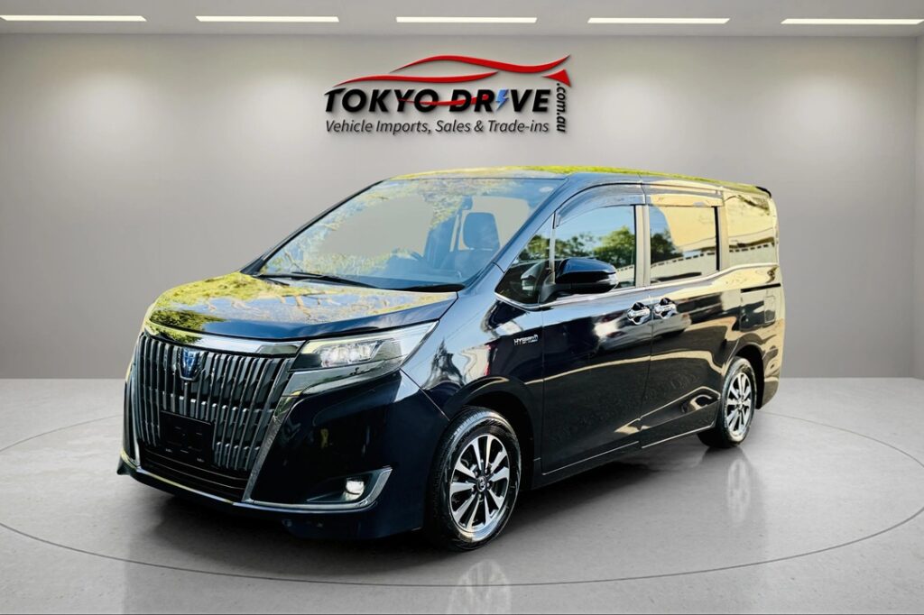 T124-2018-toyota-esquire-gi-hybrid-2